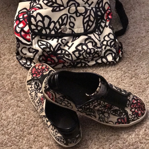 Ladies coach purse and shoes worn but nice - Picture 1 of 4